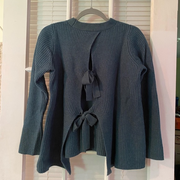 Open back sweater - Picture 5 of 5